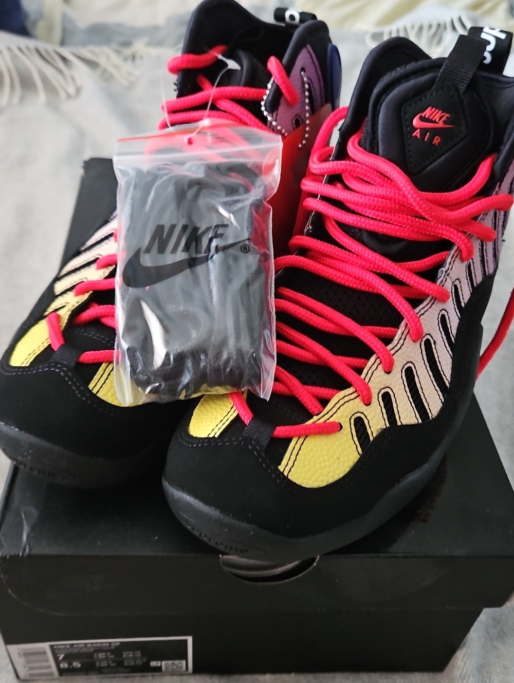 Nike Air Bakin SUPREME
